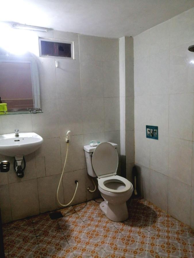 Tortuga Guesthouse Kampot Esterno foto
